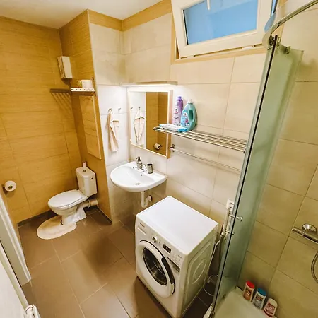 V Meste Apartman